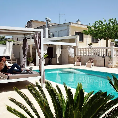 Σπίτι διακοπών Luxurious With Pool Near Locorotondo