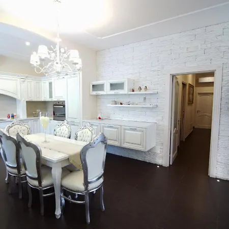 Σπίτι διακοπών Luxurious With Pool Near *